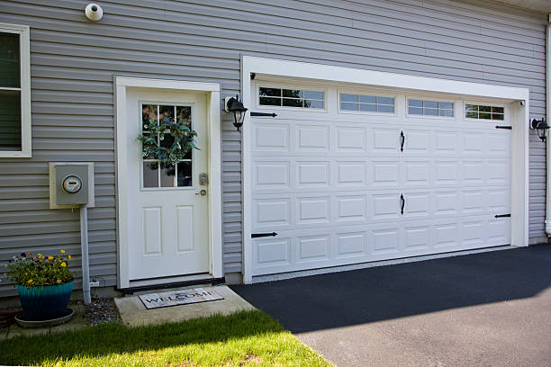 24/7 Emergency Garage Door Roller Replacement experts in Ogden, NC